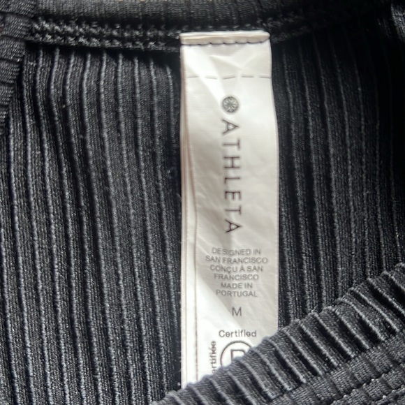 Athleta Workout Tank - Picture 2 of 2